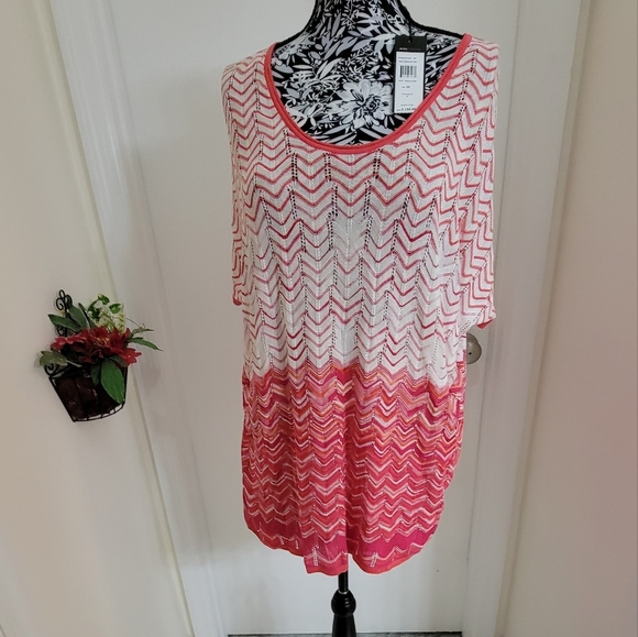 BCBG Maxazria Pink &White Knit Sweater Top Azaeleacom OS One Size fits m… - Picture 9 of 16